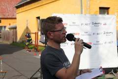 Zelezny-hasic-mikrofon